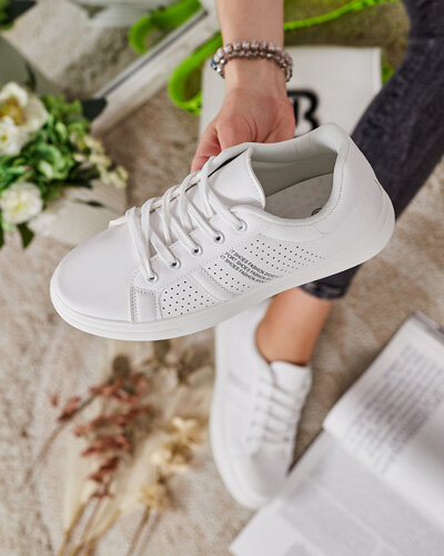 Royalfashion Női áttört Fortay tornacipő