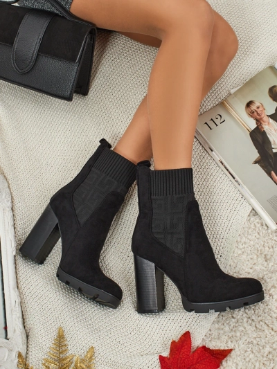 Vansoria női öko velúrbőr bokacsizma vastag sarokkal