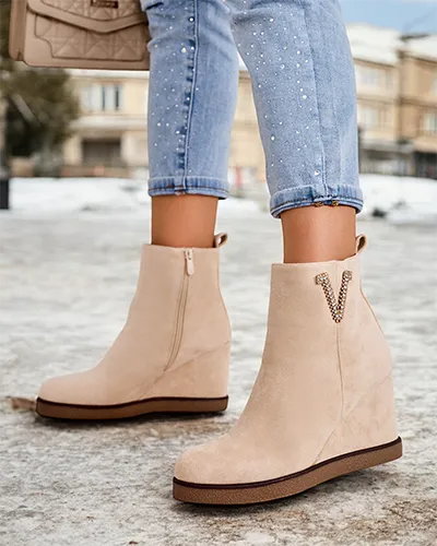 Royalfashion Nerias női magassarkú csizma