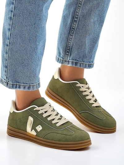 Royalfashion Női sportcipő Pesefe