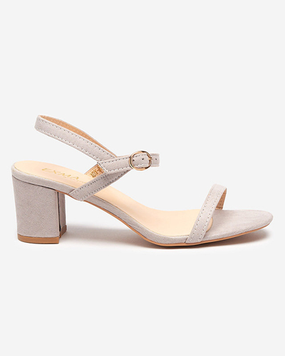 OUTLET Női szandál oszlopon Usopi szürke színben - Lábbeli