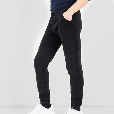 Férfi fekete szigetelt tréningruha - Ruházat