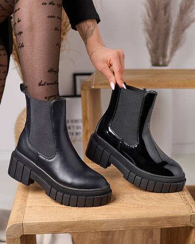 Fekete női lakkcipő vastagabb talppal Fazzati- Footwear