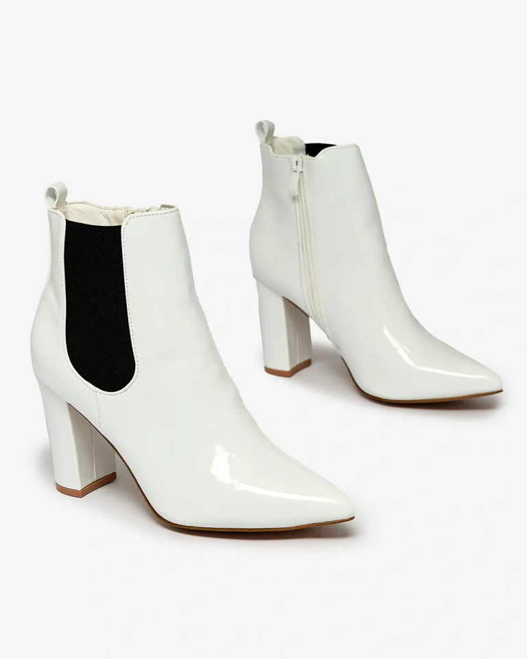 Royalfashion Fehér női Lady Jeny tűsarkú csizma