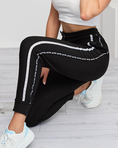 Női fekete cargo nadrág csíkokkal - Ruházat