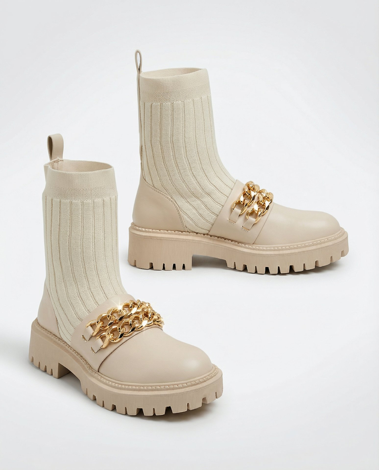 Royalfashion Elegáns női csizma díszítéssel Olluf