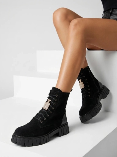 Royalfashion Eco szarvasbőr női bakancs munkás Edvines