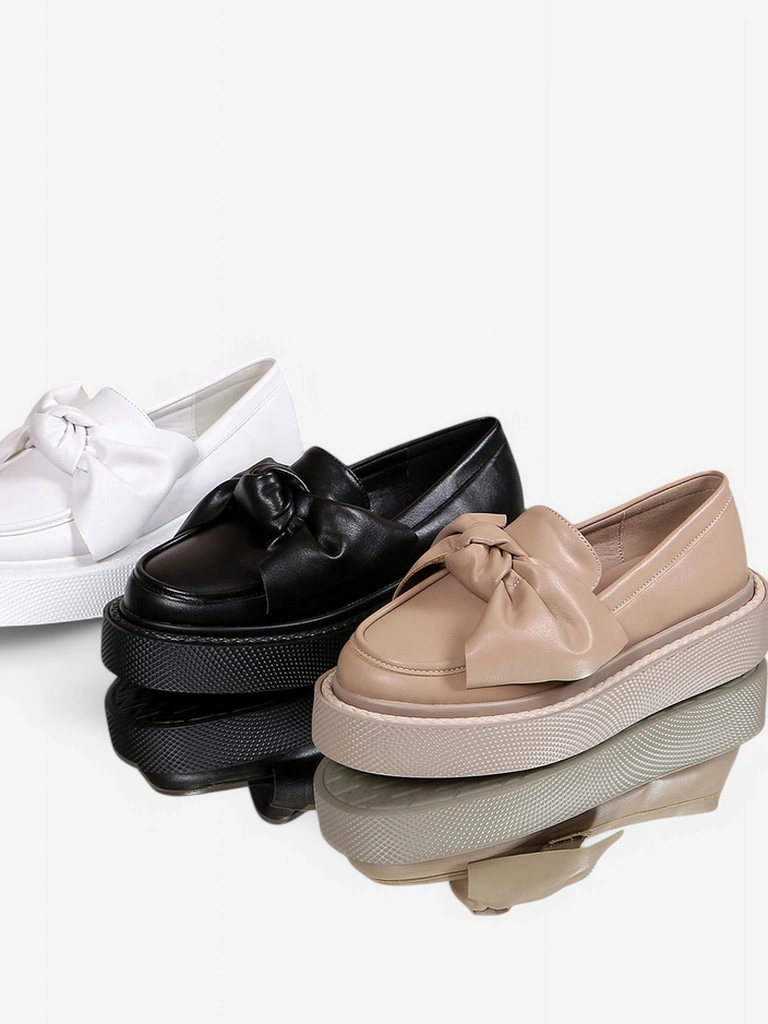 Royalfashion Elegáns női mokaszin masnival Ortto