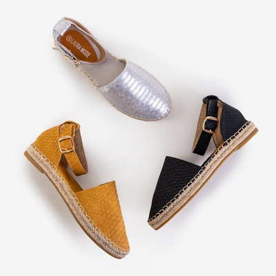 Fekete női szandál állati dombornyomattal Domiel - Lábbeli