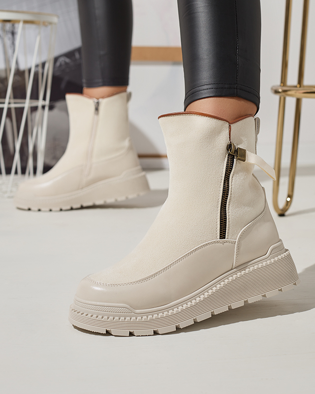 Krémszínű női lapos sarkú csizma Mefina- Footwear