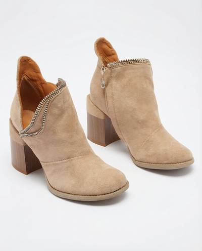 Világosbarna női szigetelt csizma a Mukis oszlopon - Cipő