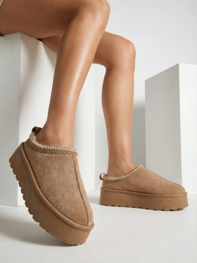 Royalfashion Női Zommy rövid csizma a'la hócsizma