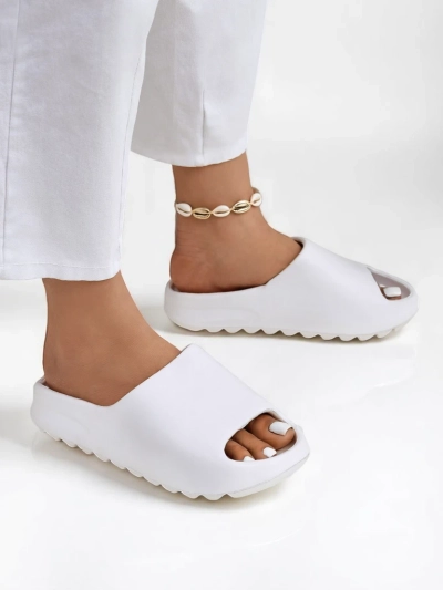 Royalfashion Női lapos talpú Easy Breeze papucs