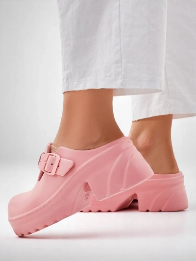 Royalfashion Női gumitalpú szandálok Voxones