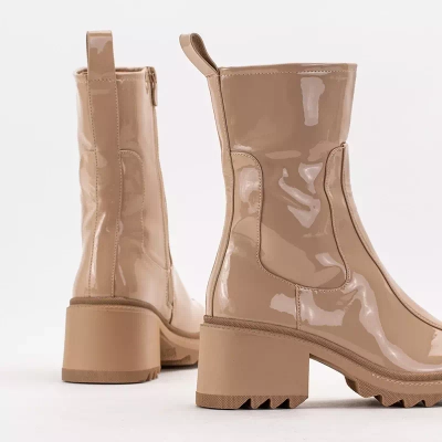 OUTLET Bézs színű női csizma széles oszlopon Grifis - Footwear