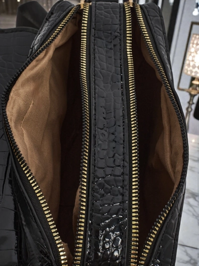 Lakk hatású kis női műbőr táska Lune Mua