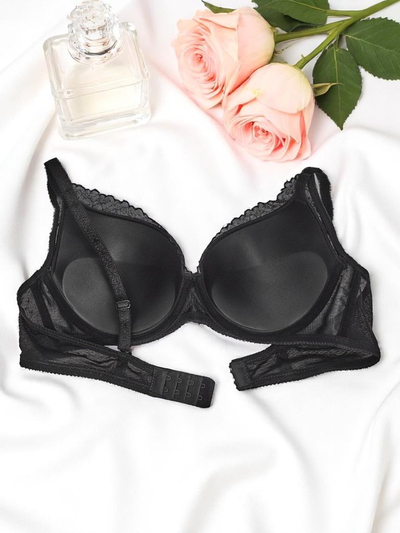 Royalfashion Női push-up melltartó csipkével Romance Push-Up