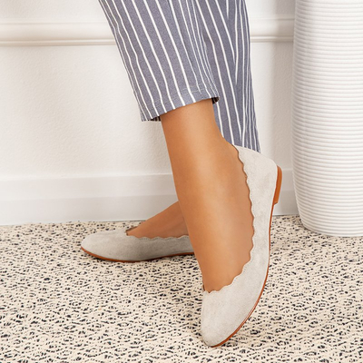 OUTLET Világosszürke női öko-velúr balerinák Antonelia - Cipők