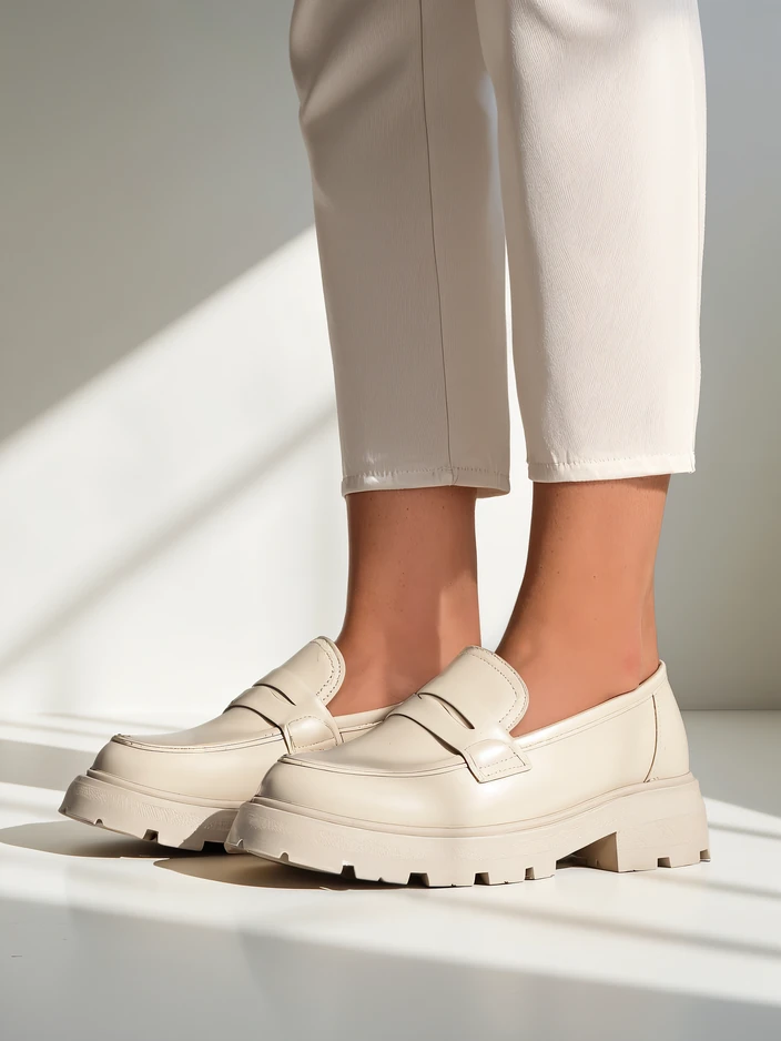 Royalfashion Napi női mokaszinok Dogiele