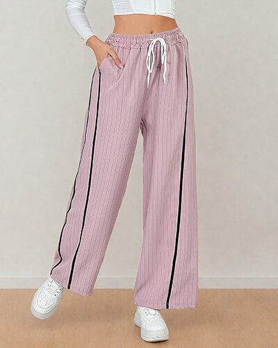 Royalfashion Női csíkos szövetnadrág csíkokkal