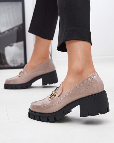 Világosbarna női lakkozott mokaszin díszítéssel Neriea - Lábbeli