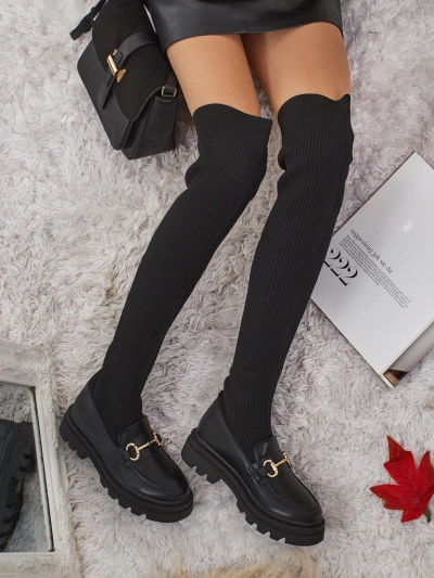 Hosszú női felbújós csizma díszítéssel Novera