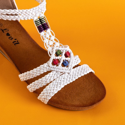 Női fehér szandál alacsony éken Nastiska - Lábbeli