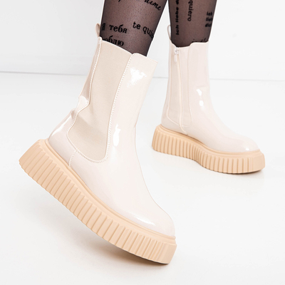 Bézs lakkozott női Monka csizma - Cipő