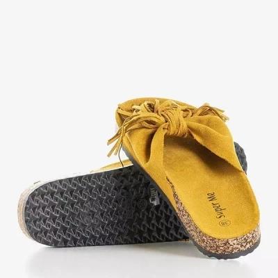 OUTLET Női mustáros papucs rojtos Mua - Cipő