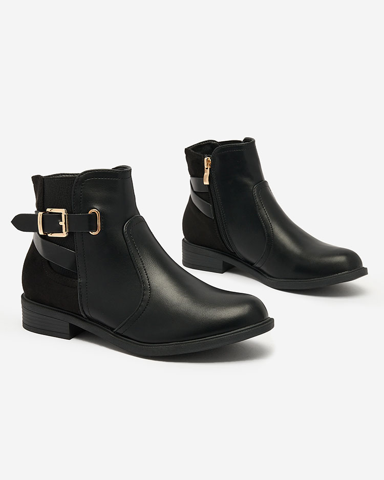 Royalfashion Fekete női csizma a'la sztyblety csattal Ifeloper