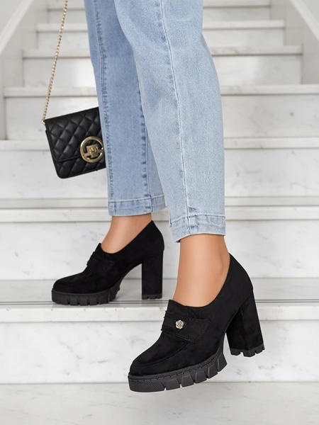 Elegáns Fekete Anitka Öko-bőr Cipő