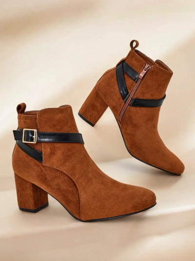 A Royalfashion Női platform bokacsizma Eloron
