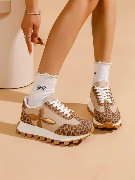 Royalfashion Női sportcipők vastag talpon Aloqa