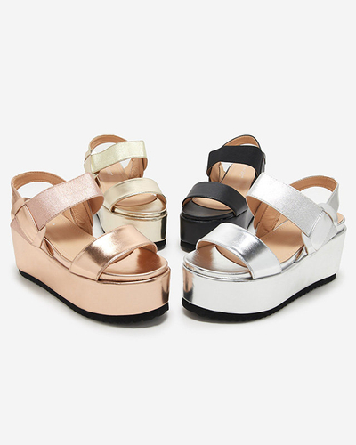 OUTLET Fekete női magas eco bőr szandál Kosall- Footwear