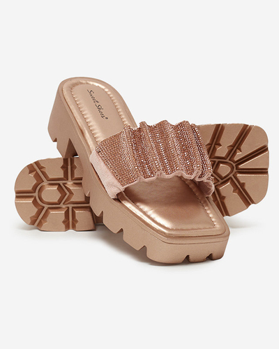 OUTLET Arany női papucs cirkóniával Emkoy- Footwear