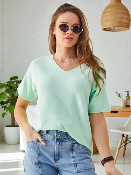 Royalfashion Vékony női pulóver rövid ujjakkal