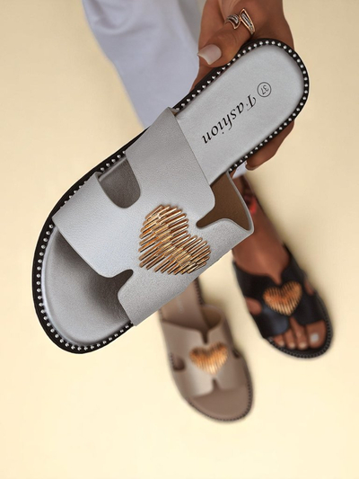 Royalfashion Női lapos talpú Heart Chic papucs