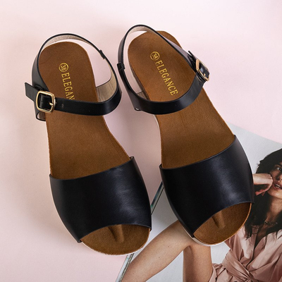 OUTLET Fekete Astrea női lapos szandál - Lábbeli