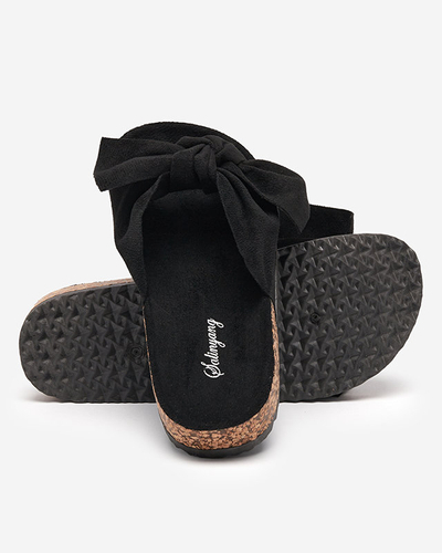OUTLET Fekete öko-velúr női papucs masnival Ewerka - Lábbeli