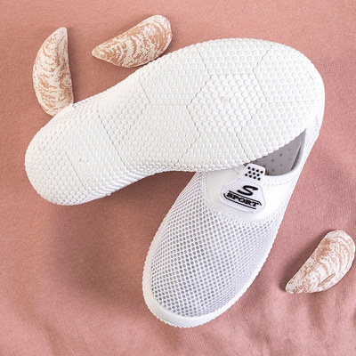 Női fehér cipő a Dominga mesh cipőkön - cipő