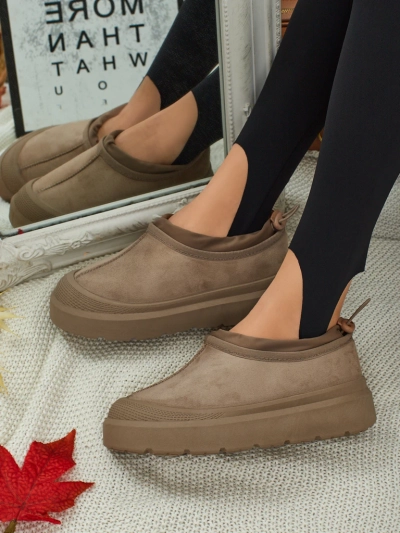 Rövid női a'la hócsizmák Velisee