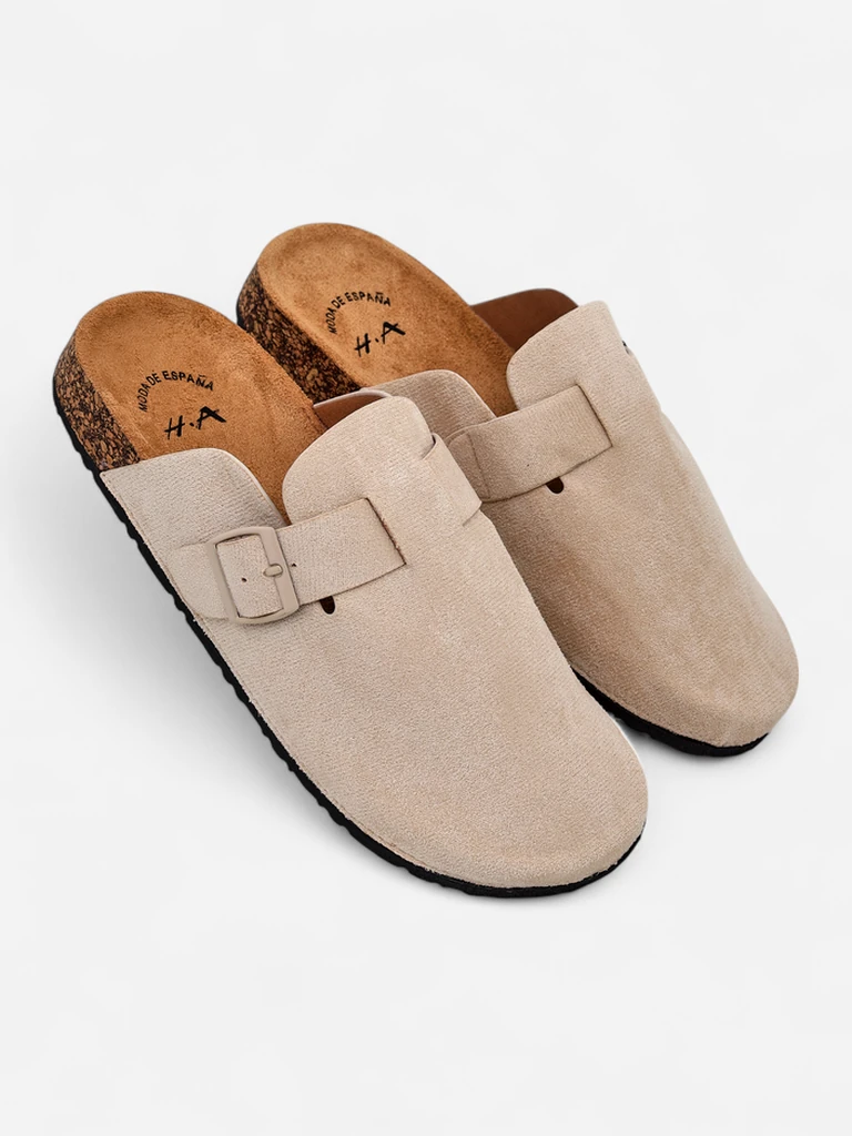 Royalfashion Zárt női papucsok Zanbelo