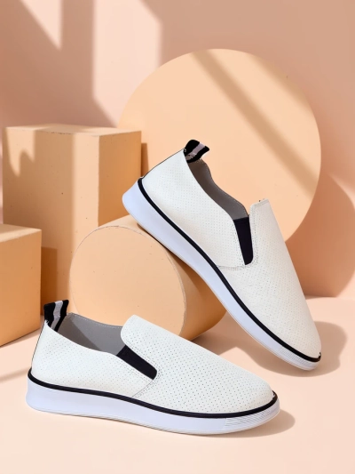 Royalfashion Női perforált sportcipő Musio