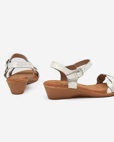 Ezüst női szandál holografikus betétekkel Neluna - Cipők