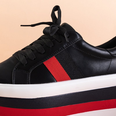 Fekete női sportcipő vastag Jemita platformon - cipő