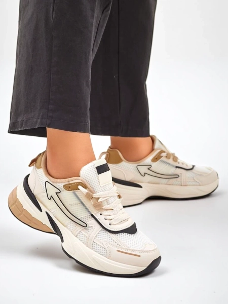 Royalfashion Női sportos sneakers vastagabb talppal Beysa