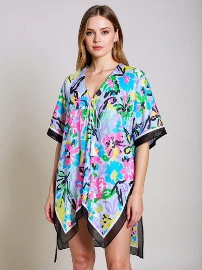 Pareo Royalfashion Kalista – színes, térdig érő strandruha V-nyakkal