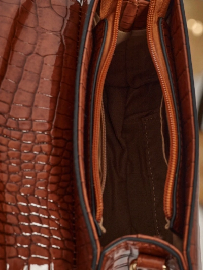 Lakkozott Lunaya kis női műbőr táska