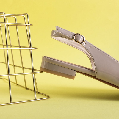 OUTLET Bézs és piros női balerinák nyitott sarokkal Eleaxi - Cipők