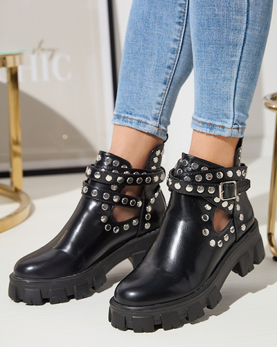 Fekete női csizma masszív Avarna talpon - Lábbeli